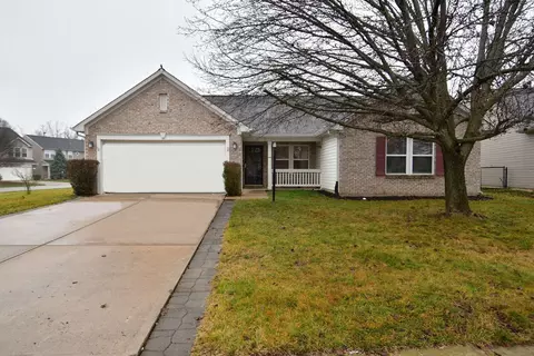 5432 Wood Hollow Dr, Indianapolis, IN 46239