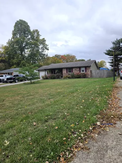 195 Flintwood Dr W, North Vernon, IN 47265