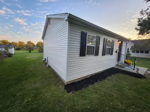 341 Mount Auburn St, Dunkirk, IN 47336 photo 3