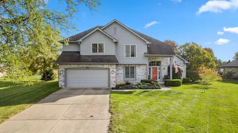 5303 W Granite Ct, New Palestine, IN 46163