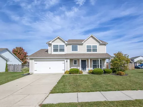 2324 Spring Dipper Dr, Greenfield, IN 46140