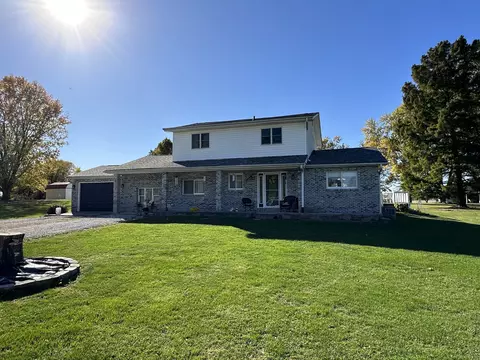 1555 W Black Betty Ave, West Terre Haute, IN 47885