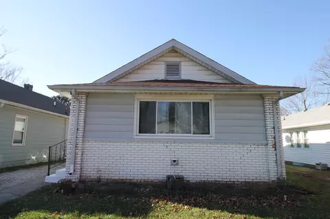 132 N 4th Ave, Beech Grove, IN 46107