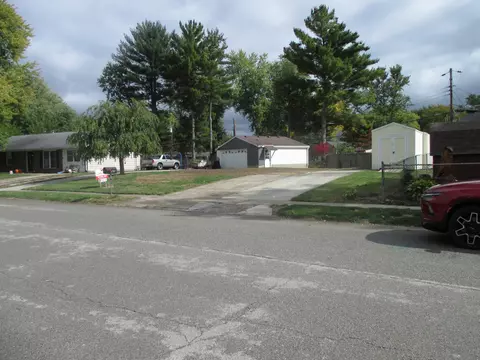 959 Ridgewood Dr, Plainfield, IN 46168 photo 3