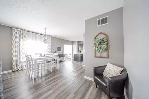 6709 Aster Dr, Pendleton, IN 46064 photo 9