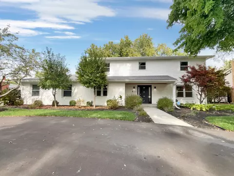 1050 W 72nd St, Indianapolis, IN 46260