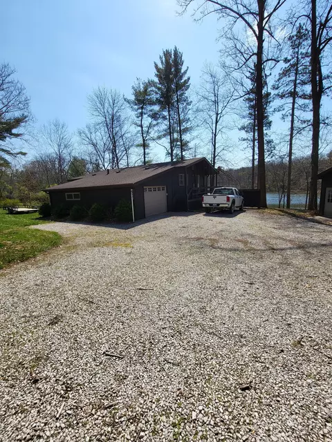 2025 E Hemlock Lake Dr, Kingman, IN 47952