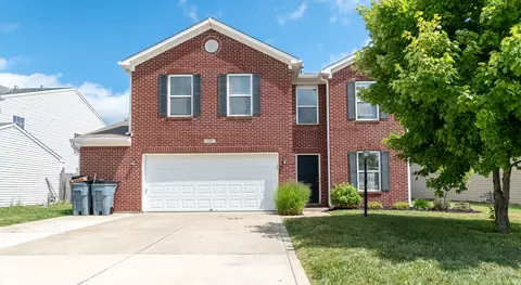 132 Parkview Dr, Danville, IN 46122
