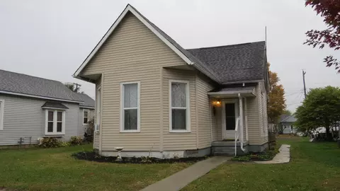 1409 Lafayette Ave, Columbus, IN 47201
