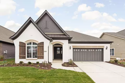 15668 Woodford Dr, Westfield, IN 46074