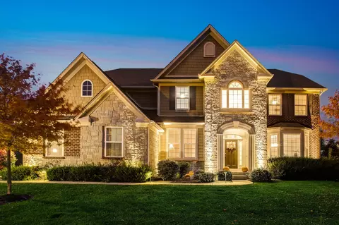 3706 Abney Highland Dr, Zionsville, IN 46077