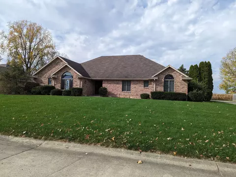 831 Westgate Dr, Anderson, IN 46012