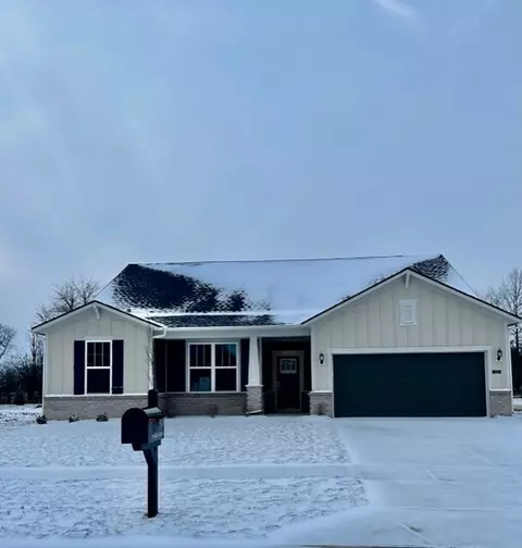 910 Jordan Ct, Avon, IN 46123