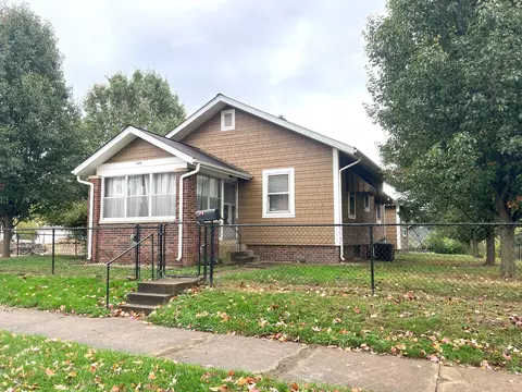 789 E Harrison St, Martinsville, IN 46151