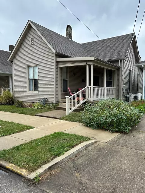 214 W Jackson St, Shelbyville, IN 46176
