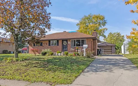 722 Killian Dr, Beech Grove, IN 46107