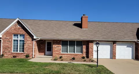 122 Commons Dr, Seymour, IN 47274