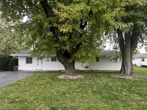 2 N Walnut St, Roachdale, IN 46172 photo 7