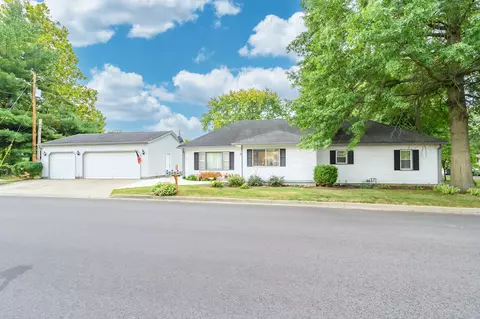 231 W Harriman Ave, Bargersville, IN 46106