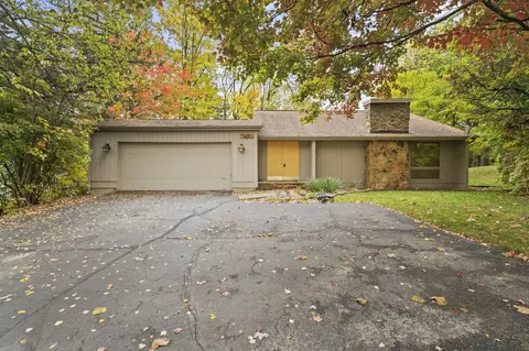 832 Hickory Way, Noblesville, IN 46062