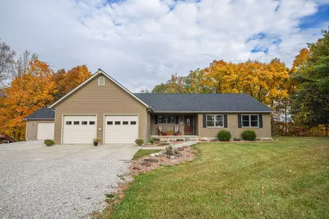 2733 Hyden Rd, Spencer, IN 47460