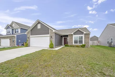 1998 Abbey Ln, Columbus, IN 47201