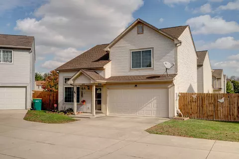 6636 Dunsdin Dr, Plainfield, IN 46168