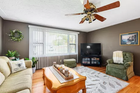 9011 Surrey Dr, Pendleton, IN 46064 photo 6