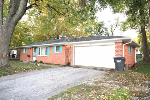 141 W County Line Rd, Greenwood, IN 46142