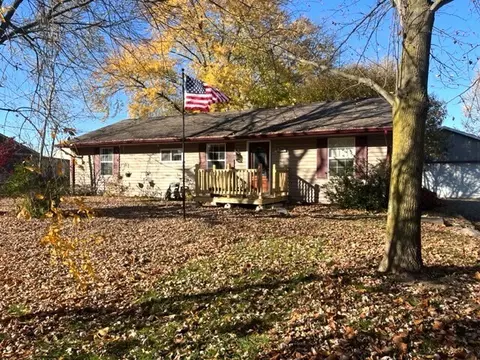 786 E 400 N, Greenfield, IN 46140