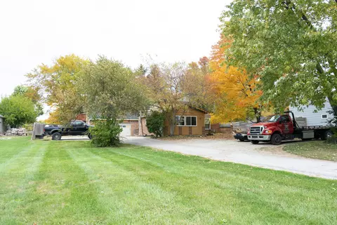 3376 W Smith Valley Rd, Greenwood, IN 46142