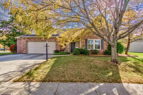8123 Little Circle Rd, Noblesville, IN 46060