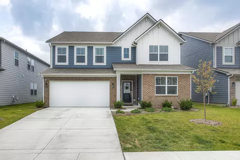 2467 S Carlota Dr, New Palestine, IN 46163