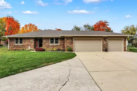 8322 Palmetto Ln, Indianapolis, IN 46217