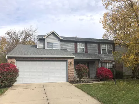 6289 Valleyview Dr, Fishers, IN 46038
