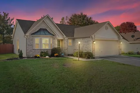 1020 Killian Dr, Mooresville, IN 46158