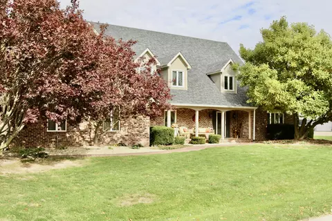 5994 E Boulder Dr, Crawfordsville, IN 47933
