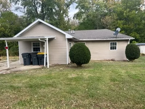 1127 Hazlett St, Anderson, IN 46016