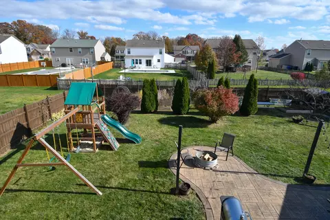 3655 Pickwick Cir, Plainfield, IN 46168 photo 21