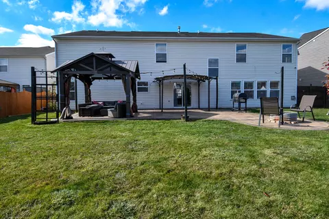 3655 Pickwick Cir, Plainfield, IN 46168 photo 13
