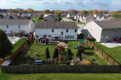 3655 Pickwick Cir, Plainfield, IN 46168 photo 7