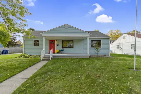 755 N 12th St, Noblesville, IN 46060