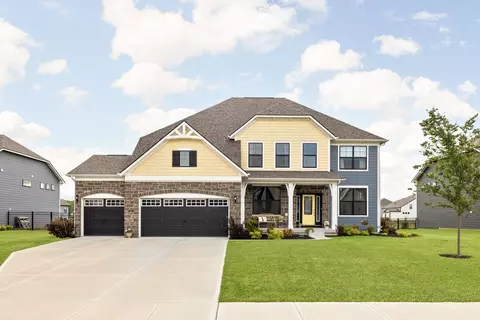 5215 Rose Dr, Zionsville, IN 46077