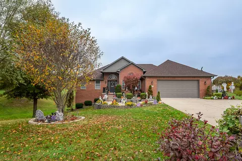 3051 Sand Creek Trl, Martinsville, IN 46151