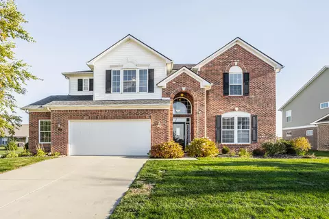 704 Jefferson Park Dr, Pittsboro, IN 46167