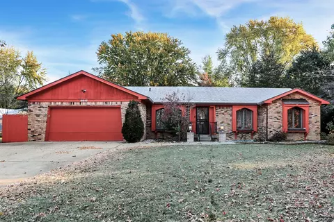 6947 Rio Grande Dr, Indianapolis, IN 46217