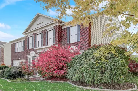 10377 Bicknell Cir, Fishers, IN 46038