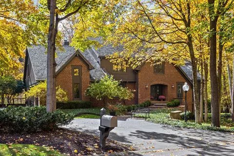 13528 Brentwood Ln, Carmel, IN 46033