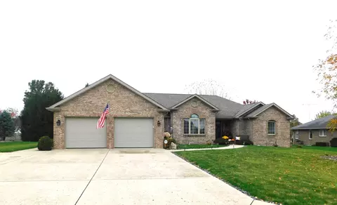 1049 E Israel St, Greensburg, IN 47240