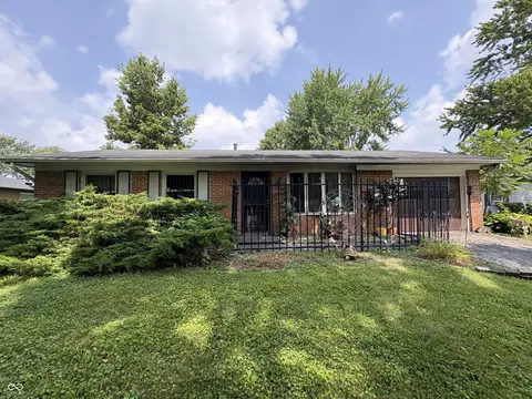 10210 Catalina Dr, Indianapolis, IN 46235
